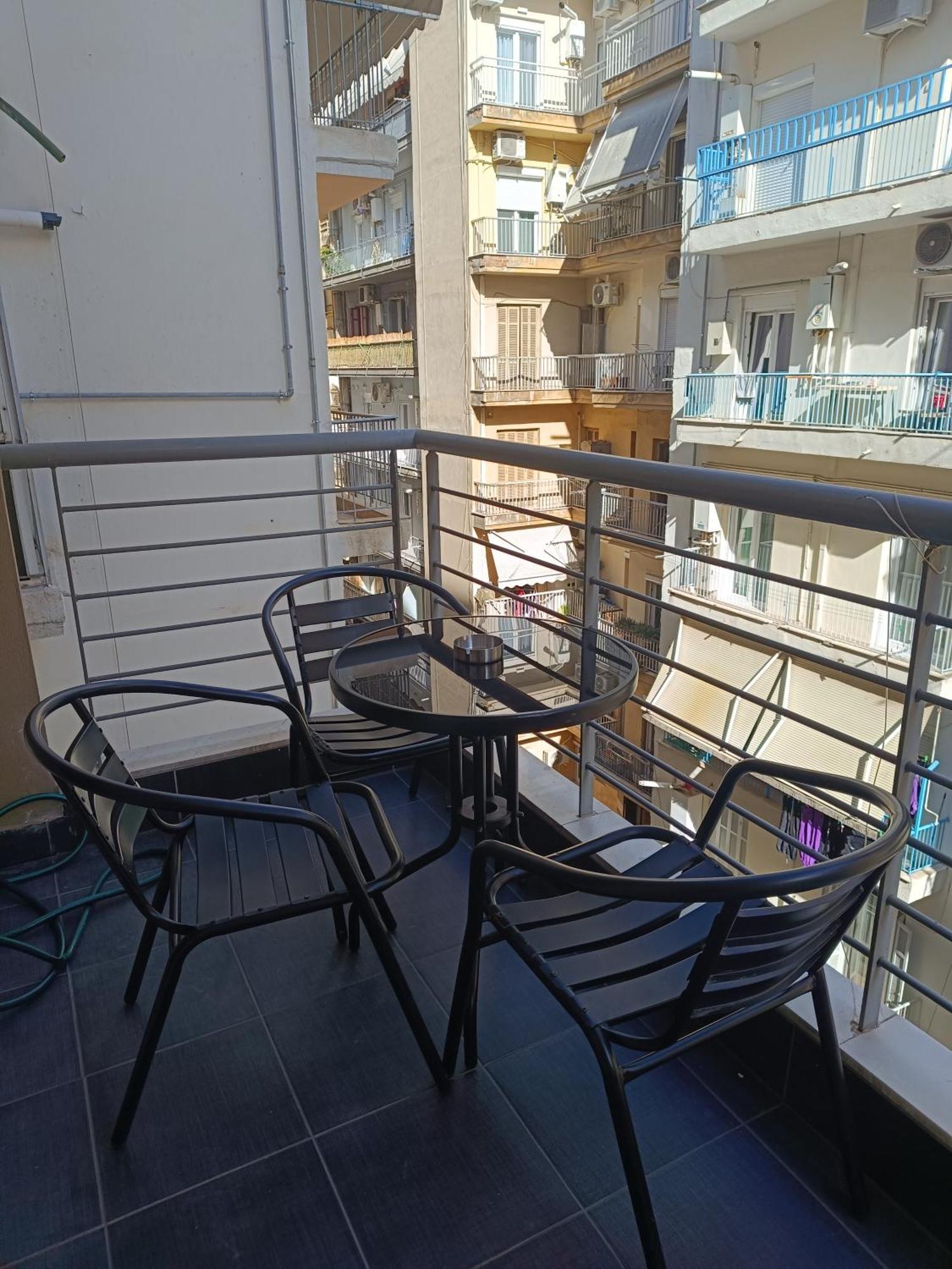 City Vibe-Siggrou 44 Family Studio 塞萨洛尼基 外观 照片